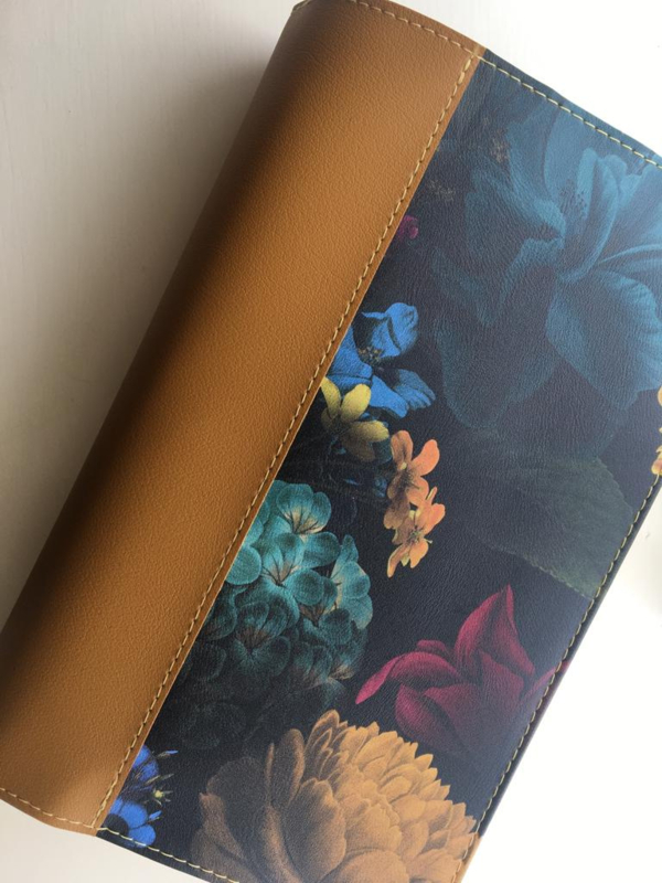 Bijbelhoes Kunstleer Melancholie met rug van Okergeel Kunstleer - Afbeelding 2