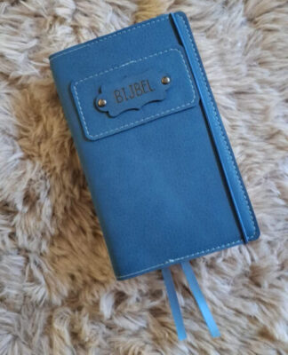 Bijbelhoes Vegan Leather Middenblauw voor de JB Schoolbijbel