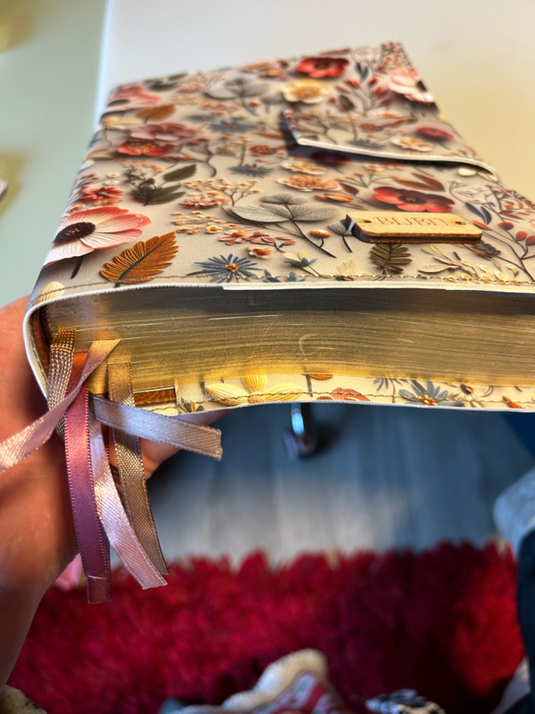 Bijbelhoes Kunstleer Eleny - Afbeelding 8