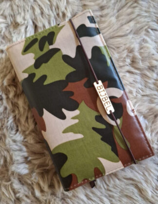 Bijbelhoes Camouflage Wild Forest voor de JB Schoolbijbel