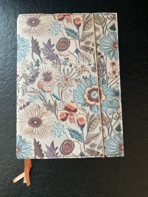 Bijbelhoes Kunstleer met print imitatie borduurwerk Rose beige - Afbeelding 7