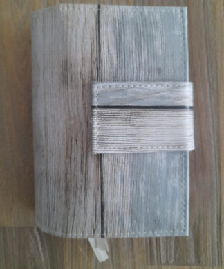 GBS zakbijbel hoogte 12,8 cm x omtrek (3 zijdes, zonder blz): 21 cm Bijbelhoes Tafelzeil Steigerhout Taupe