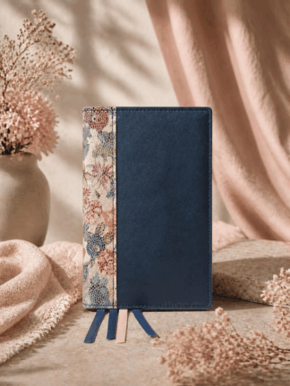Zij Lacht Bijbel Pocketbijbel Bijbelhoes vintage leer blauw incl. bloemen rug