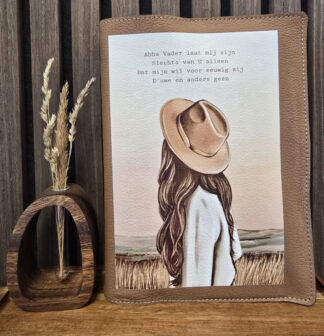 Zij Lacht Bijbel NBV21: Bijbelhoes Bruin leer incl. Art by Claudia